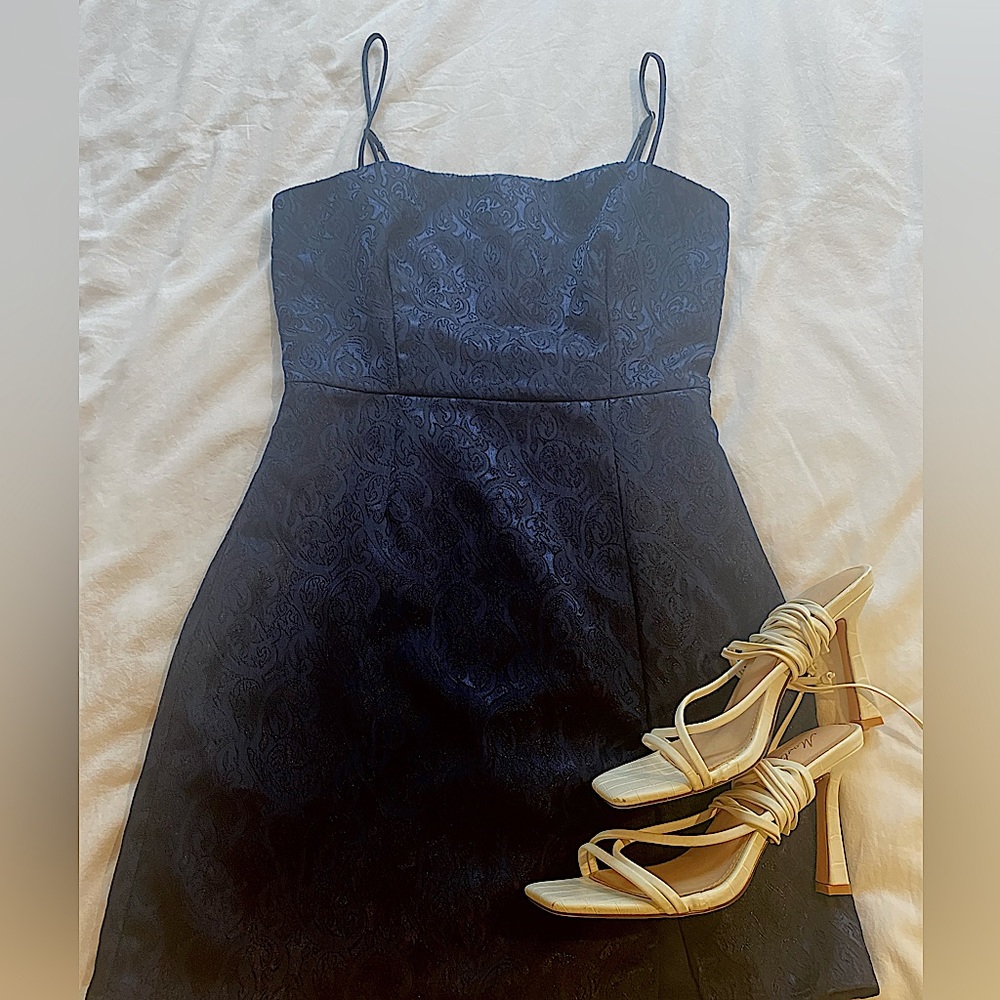 Lucy in the Sky - Mia Floral Jacquard Dress